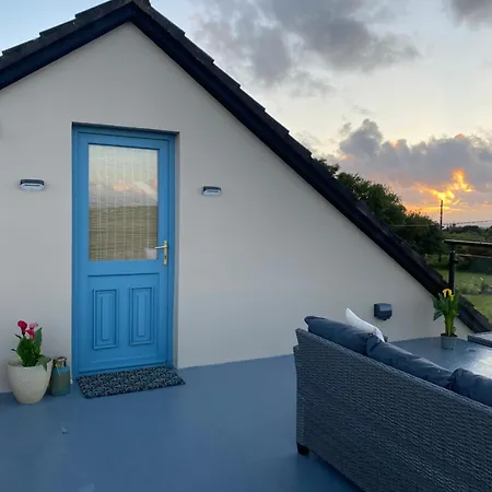 아파트 The Blue Door 포트누